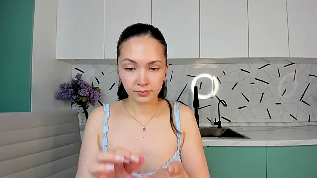 Snapshot of ameliyaa_sun chatting on 2, 5, 2026 ameliyaa sun online show from 2, 5, 2026