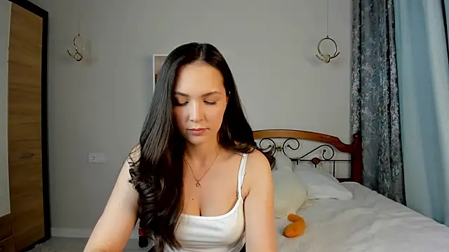 Snapshot of ameliyaa_sun chatting on 17, 5, 2026 ameliyaa sun online show from 17, 5, 2026