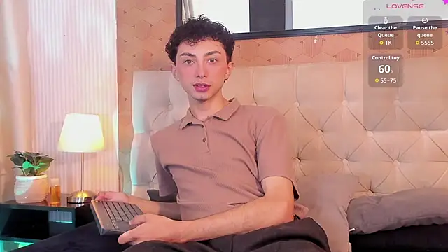 Snapshot of harry_salvatore chatting on 22, 5, 2026 harry salvatore online show from 22, 5, 2026