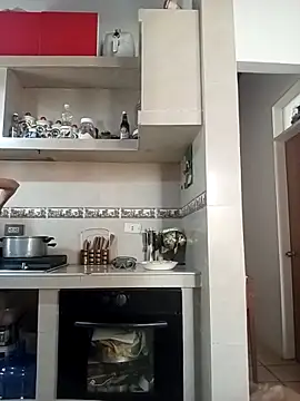 Yeimy And Charlie online show from 24, 4, 2026