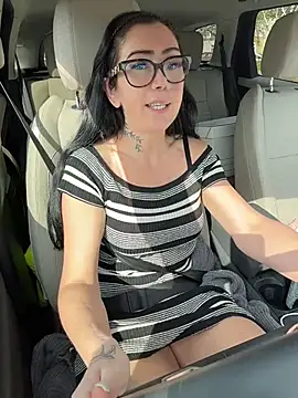 Its Lush Lily online show from 26, 4, 2026