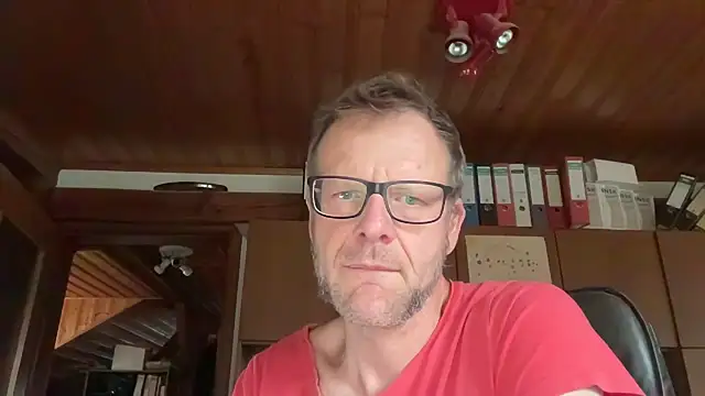 Snapshot of o_florian_o1 chatting on 7, 7, 2026 o florian o1 online show from 7, 7, 2026