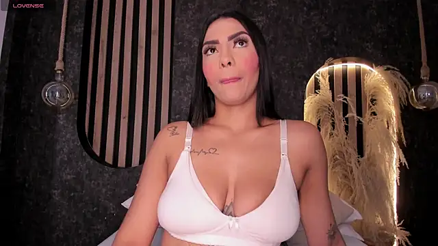 MelissaSaenzgh  online show from 29, 4, 2026