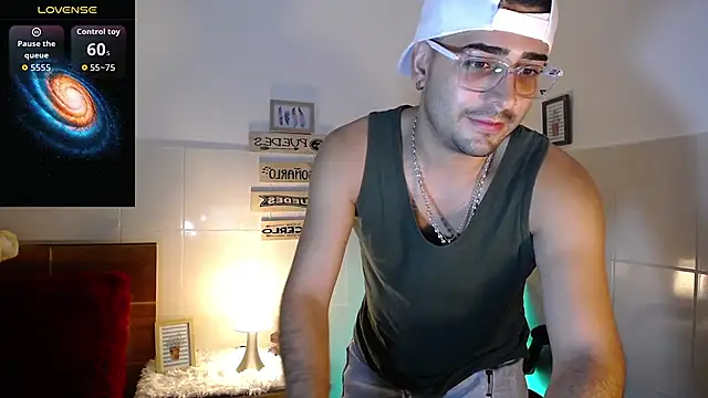 Snapshot of andders_ chatting on 19, 5, 2026 andders online show from 19, 5, 2026