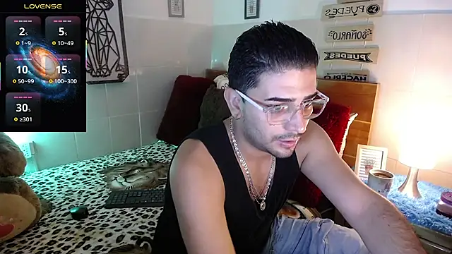 Snapshot of andders_ chatting on 5, 6, 2026 andders online show from 5, 6, 2026