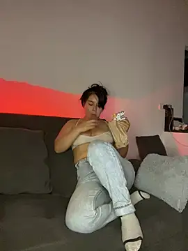 Alyssa and DAngelo online show from 19, 7, 2026