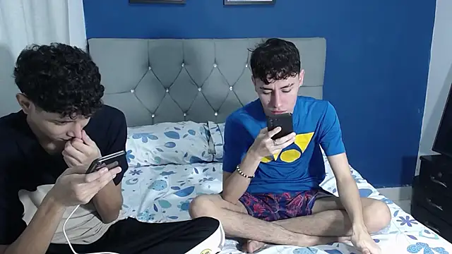 Snapshot of Thiago_And_Gael chatting on 23, 7, 2026 Thiago And Gael online show from 23, 7, 2026