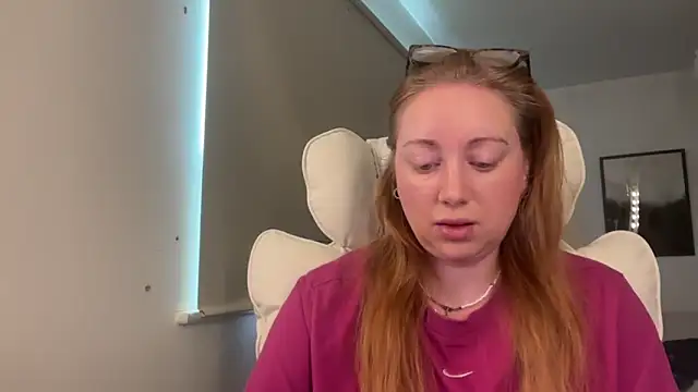 Snapshot of arielsweetieee chatting on 14, 5, 2026 arielsweetieee online show from 14, 5, 2026