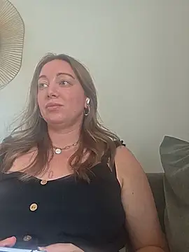 Snapshot of arielsweetieee chatting on 18, 7, 2026 arielsweetieee online show from 18, 7, 2026
