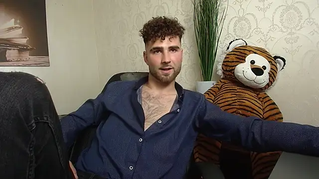KyloEast online show from 25, 4, 2026