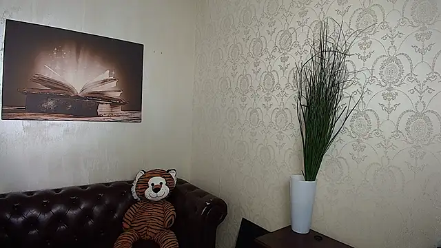 KyloEast online show from 12, 7, 2026
