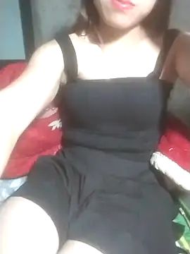 Snapshot of Zara-Lina chatting on 18, 4, 2026 Zara-Lina online show from 18, 4, 2026