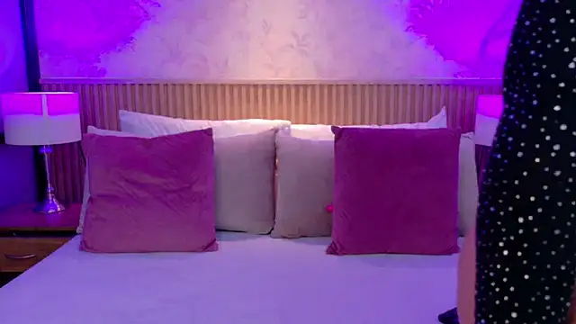 Snapshot of Darcy_glow_ chatting on 23, 6, 2026 Darcy glow online show from 23, 6, 2026