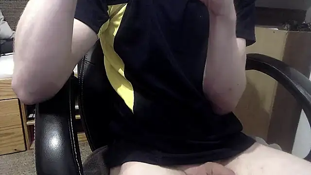 Snapshot of Milkyman7 chatting on 15, 6, 2026 Milkyman7 online show from 15, 6, 2026