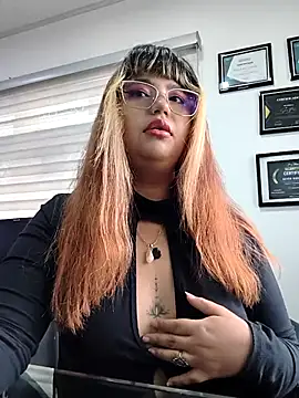 BelleVivianne online show from 25, 4, 2026