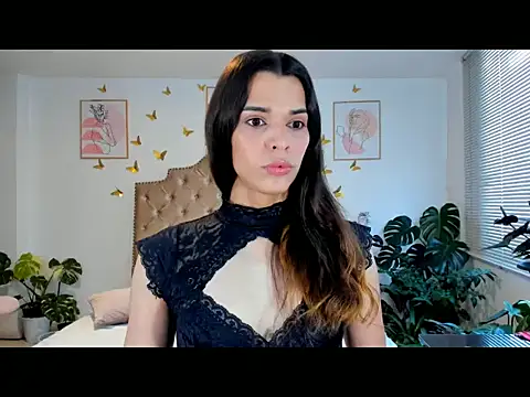 Snapshot of bella_grego chatting on 20, 4, 2026 bella grego online show from 20, 4, 2026