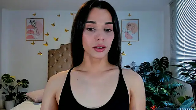 Snapshot of bella_grego chatting on 8, 5, 2026 bella grego online show from 8, 5, 2026