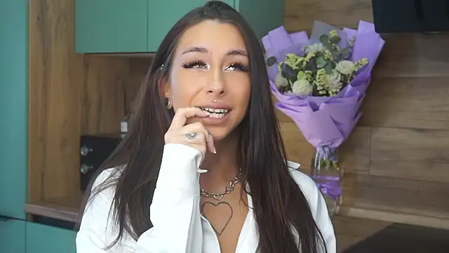 loseecontrol  online show from 22, 4, 2026