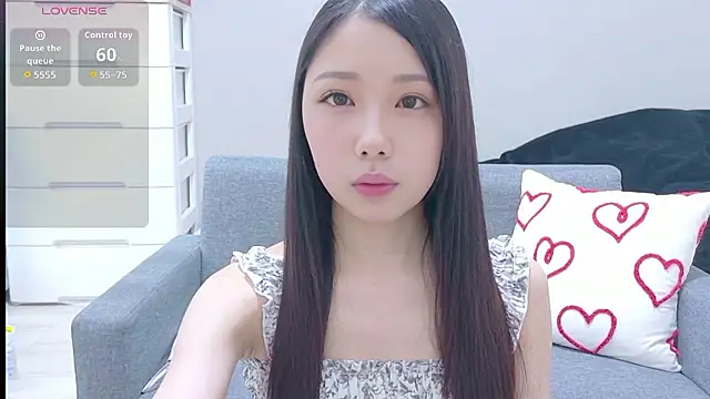 Snapshot of Minamina2 chatting on 18, 6, 2026 Minamina2 online show from 18, 6, 2026