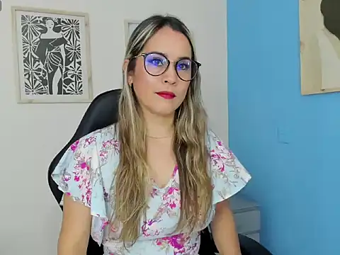 Snapshot of sugar_milff chatting on 19, 6, 2026 sugar milff online show from 19, 6, 2026