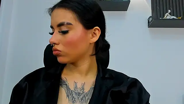 Snapshot of isabella_hv chatting on 19, 7, 2026 isabella hv online show from 19, 7, 2026