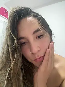 JUANITA07 online show from 13, 5, 2026