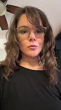 Snapshot of BaileyMFox chatting on 26, 6, 2026 BaileyMFox online show from 26, 6, 2026
