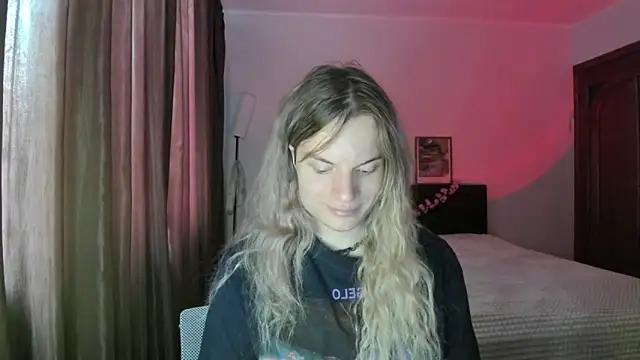 milliKira006 online show from 8, 6, 2026