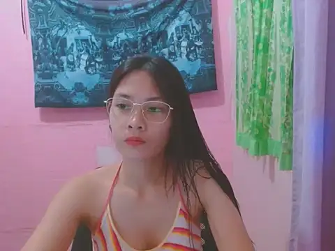 Snapshot of Sweetsexylady19 chatting on 5, 6, 2026 Sweetsexylady19 online show from 5, 6, 2026