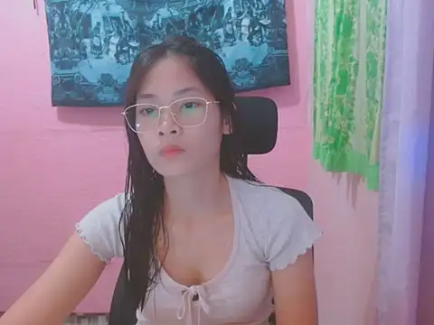 Snapshot of Sweetsexylady19 chatting on 8, 6, 2026 Sweetsexylady19 online show from 8, 6, 2026