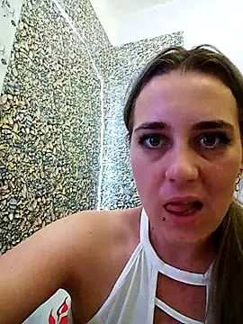 Snapshot of DARKLUNA_3 chatting on 1, 7, 2026 DARKLUNA 3 online show from 1, 7, 2026