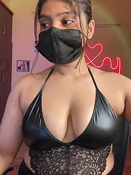 Snapshot of cherry_jerry chatting on 12, 7, 2026 cherry jerry online show from 12, 7, 2026