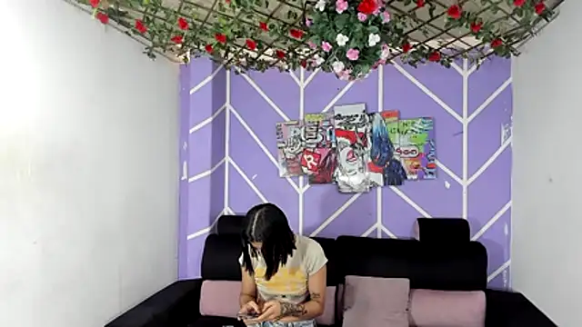 DAHNE HOT  online show from 23, 6, 2026