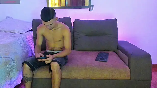 Teo Rave online show from 7, 5, 2026