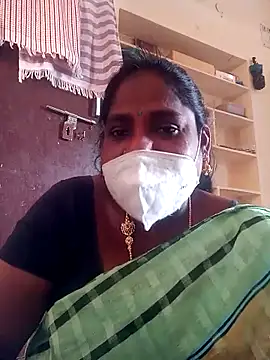 Snapshot of swetha10 chatting on 13, 7, 2026 swetha10 online show from 13, 7, 2026