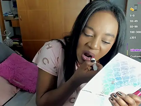 Snapshot of nia_brown chatting on 7, 5, 2026 nia brown online show from 7, 5, 2026