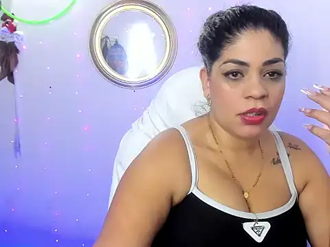 Snapshot of Mavlatin22 chatting on 25, 6, 2026 Mavlatin22 online show from 25, 6, 2026