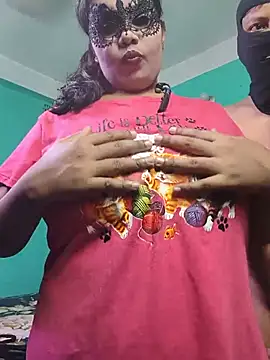 Snapshot of Hot_Cupole chatting on 6, 7, 2026 Hot Cupole online show from 6, 7, 2026