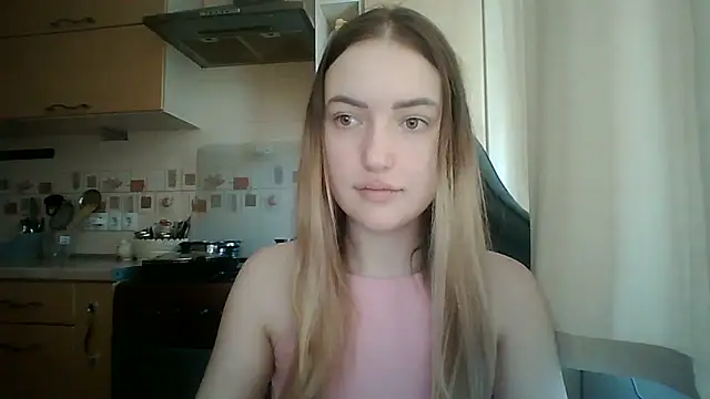 Snapshot of Lisanta chatting on 11, 6, 2026 Lisanta online show from 11, 6, 2026