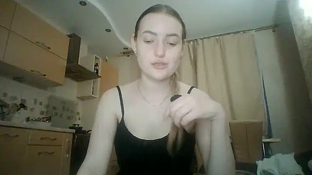 Snapshot of Lisanta chatting on 26, 6, 2026 Lisanta online show from 26, 6, 2026