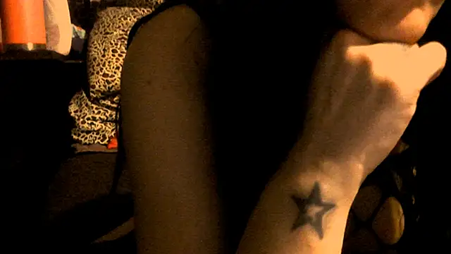 miss luna3 online show from 28, 4, 2026