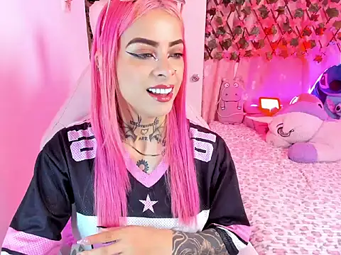 Snapshot of Megan_Robertss chatting on 24, 5, 2026 Megan Robertss online show from 24, 5, 2026