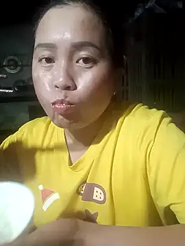 Snapshot of phuongtrinh1 chatting on 8, 5, 2026 phuongtrinh1 online show from 8, 5, 2026