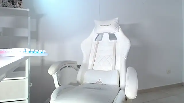 Snapshot of CaishenX_ chatting on 27, 5, 2026 CaishenX online show from 27, 5, 2026