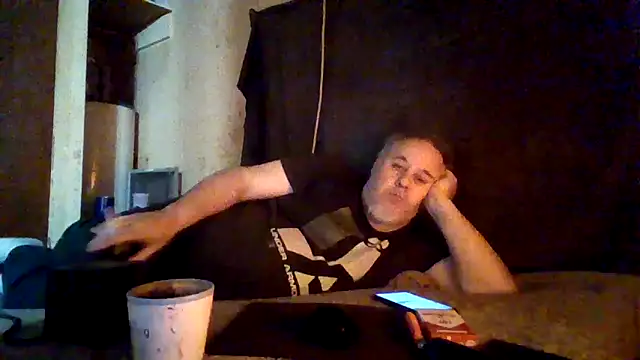 Snapshot of Nightshade1195 chatting on 6, 5, 2026 Nightshade1195 online show from 6, 5, 2026
