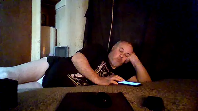Snapshot of Nightshade1195 chatting on 4, 6, 2026 Nightshade1195 online show from 4, 6, 2026