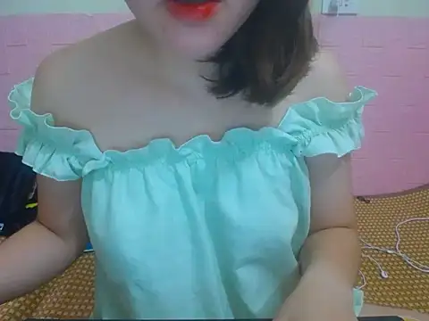 Snapshot of Mimi_200 chatting on 13, 5, 2026 Mimi 200 online show from 13, 5, 2026