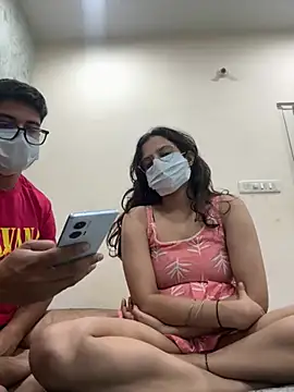 Snapshot of jaanvikapoor chatting on 8, 5, 2026 jaanvikapoor online show from 8, 5, 2026