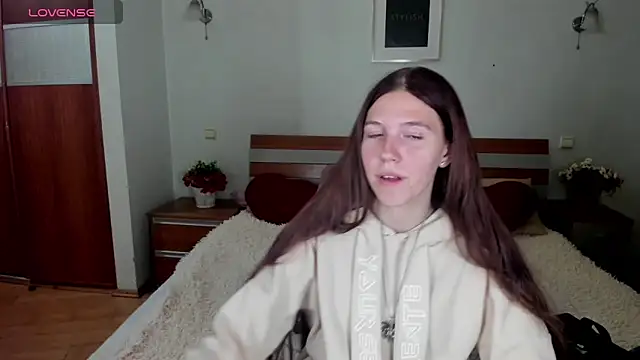 Snapshot of MaryRapunzel chatting on 1, 5, 2026 MaryRapunzel online show from 1, 5, 2026