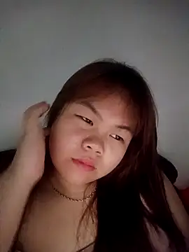 Snapshot of Truxcy1 chatting on 5, 5, 2026 Truxcy1 online show from 5, 5, 2026